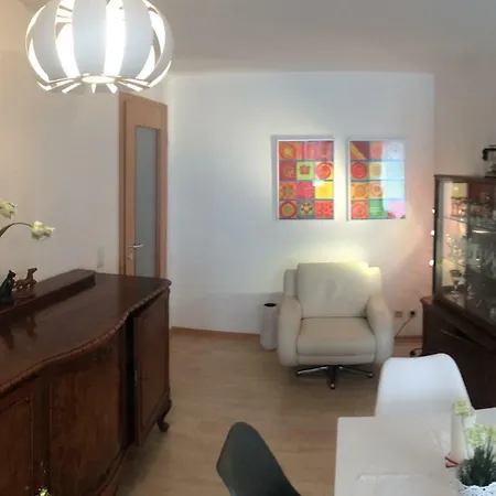 Apartment Ferienwohnung Im Theaterviertel Dresden